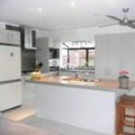 8560-Formica_Bench_Top_Feature