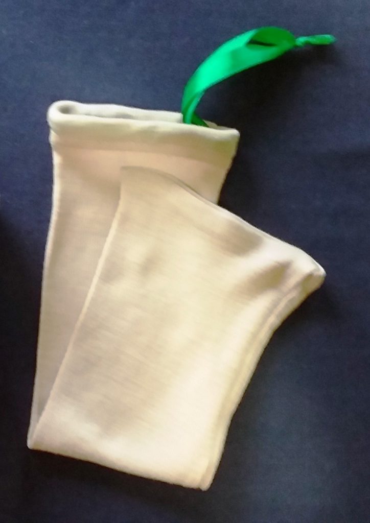 10. Use the sleeves of the garment to create small re usable bags for holding produce such as nuts and seeds. Or use one sleeve as a bag to hold all your re usable bags. 10. Use the sleeves of the garment to create small re usable bags for holding produce such as nuts and seeds. Or use one sleeve as a bag to hold all your re usable bags.