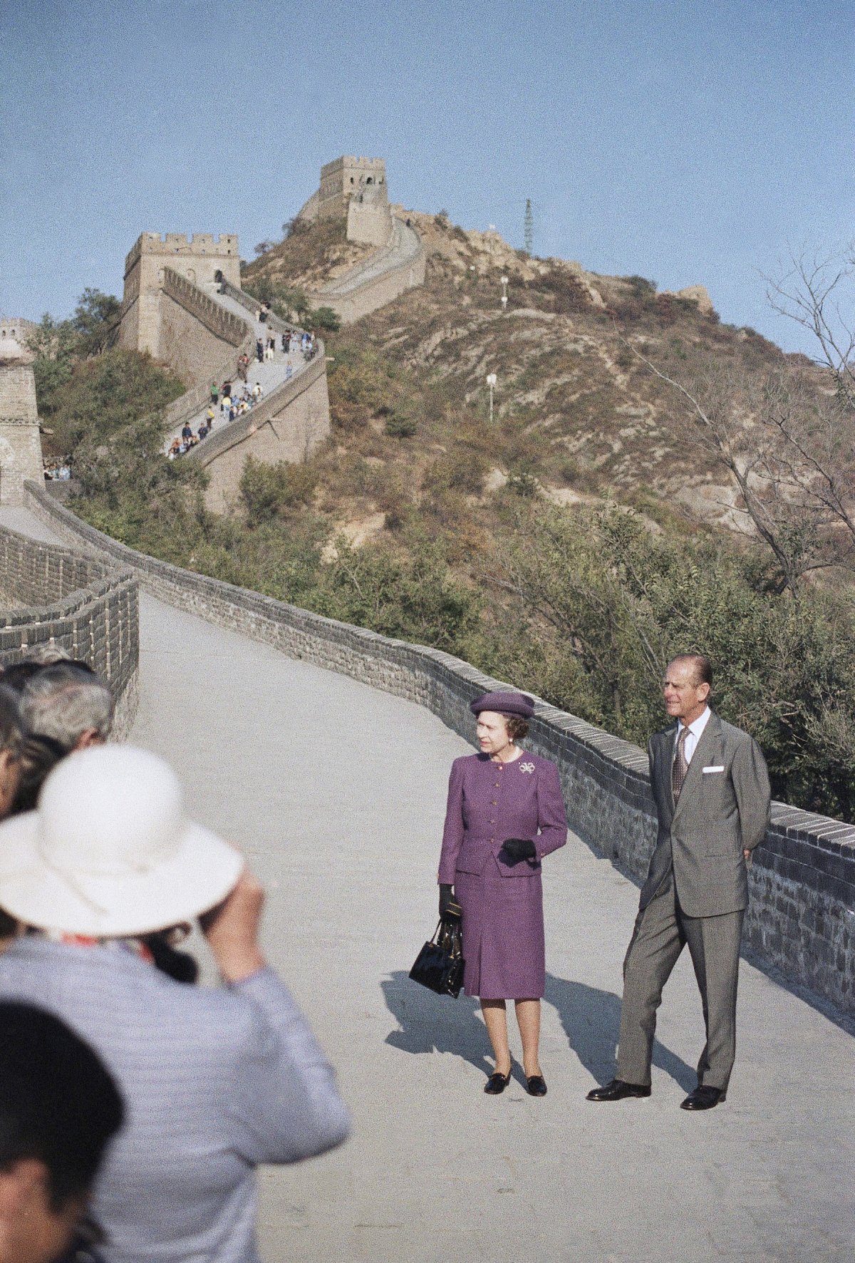 1986-the-couple-paid-a-state-visit-to-china-making-the-queen-the-first-british-monarch-to-ever-do-so