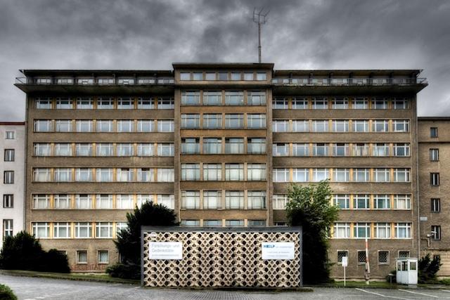 2eeae7546128ad84f364ff6847eb343d