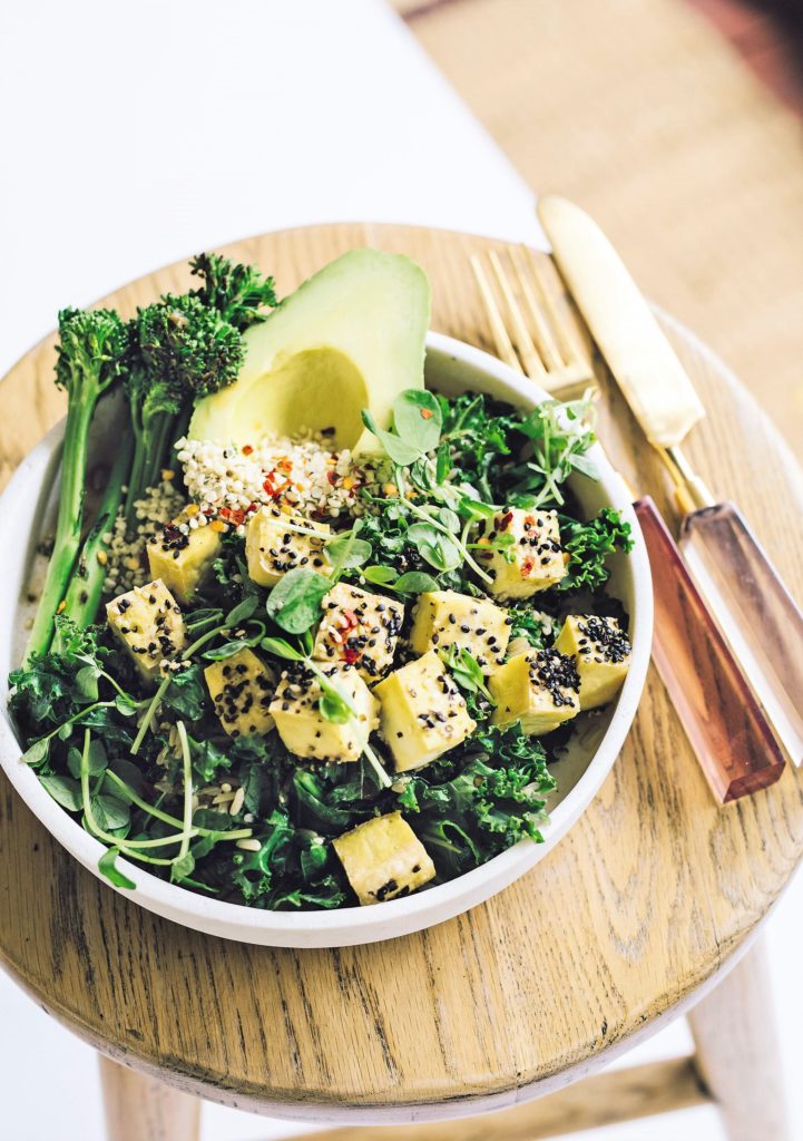 Baked Tofu Kale Salad 002