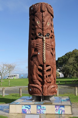 Kāwhias pillar of remembrance Kāwhias pillar of remembrance