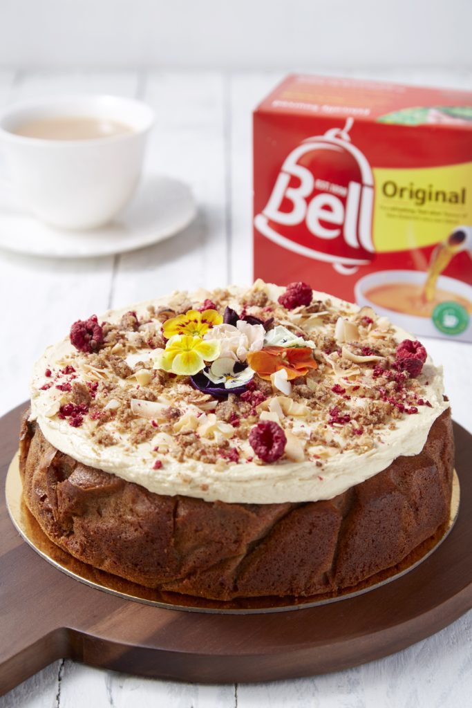 Milk Tea and Honey Cake 