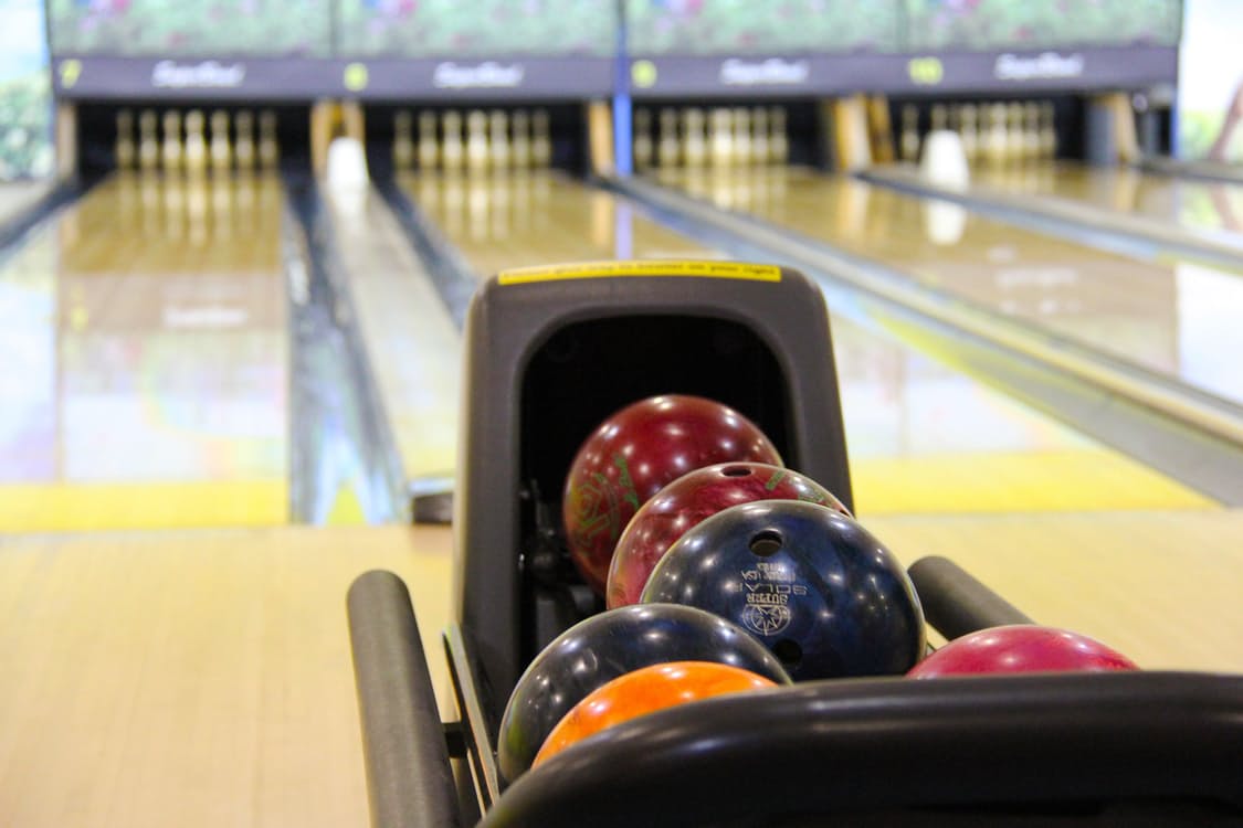 bowling-colorful-bowling-balls-bowling-pin-53115