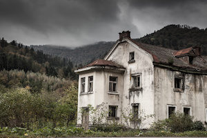 Creepy old house in the woods