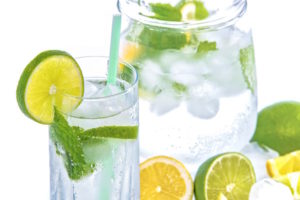 mineral-water-lime-ice-mint-158821
