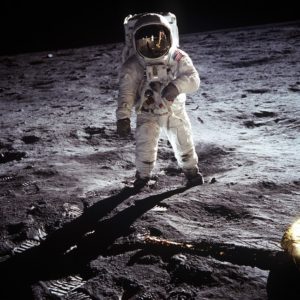 moon-landing-apollo-11-nasa-buzz-aldrin-41162-large